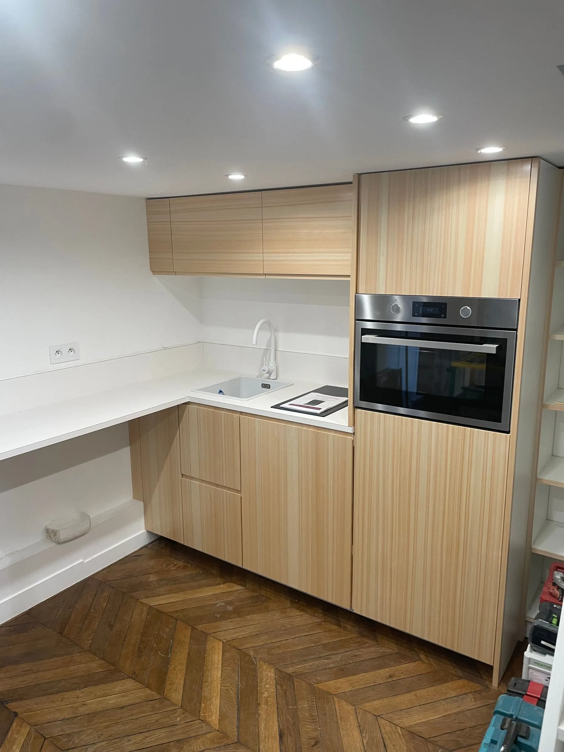 Cuisine sur mesure — ouvrage terminé, photo 1