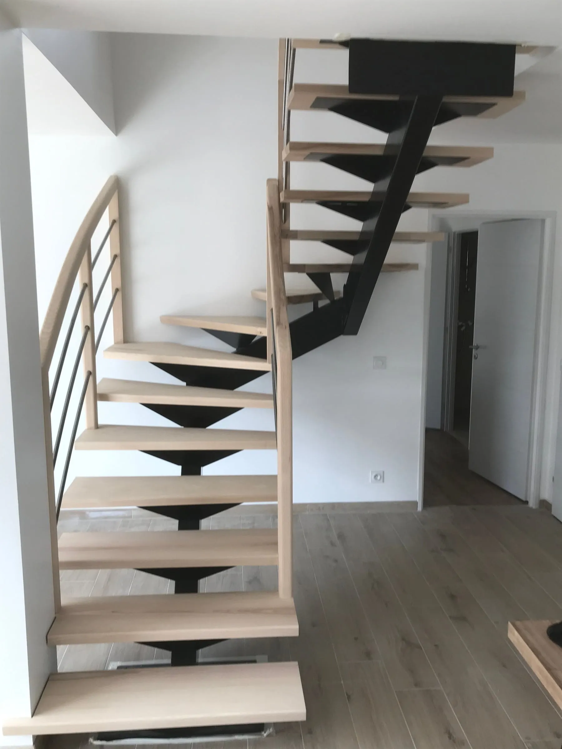 Escalier ou garde-corps sur mesure — ouvrage terminé, photo 1